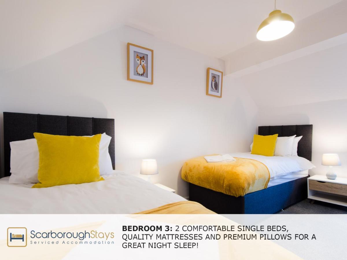 Candler Lodge - 3 Bedroom Townhouse With Parking - Patio Area & Seating 스카버러 외부 사진